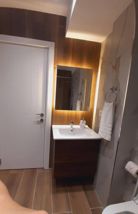 Edea Flat Apartment ติรานา ภายนอก รูปภาพ